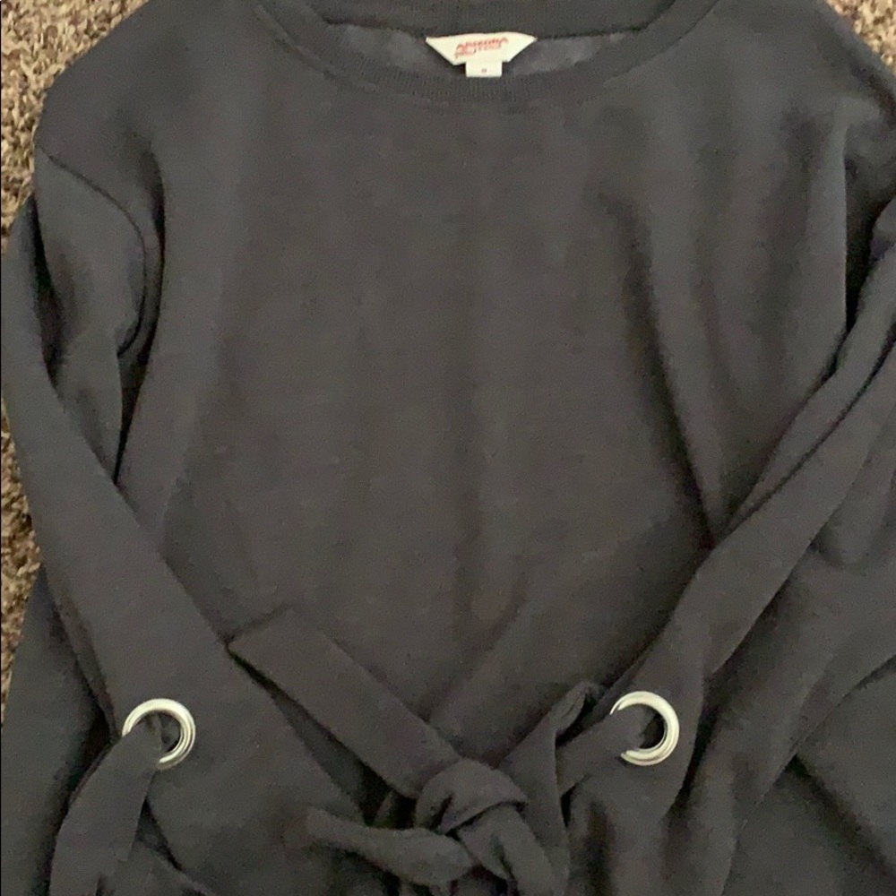 sweatshirt
